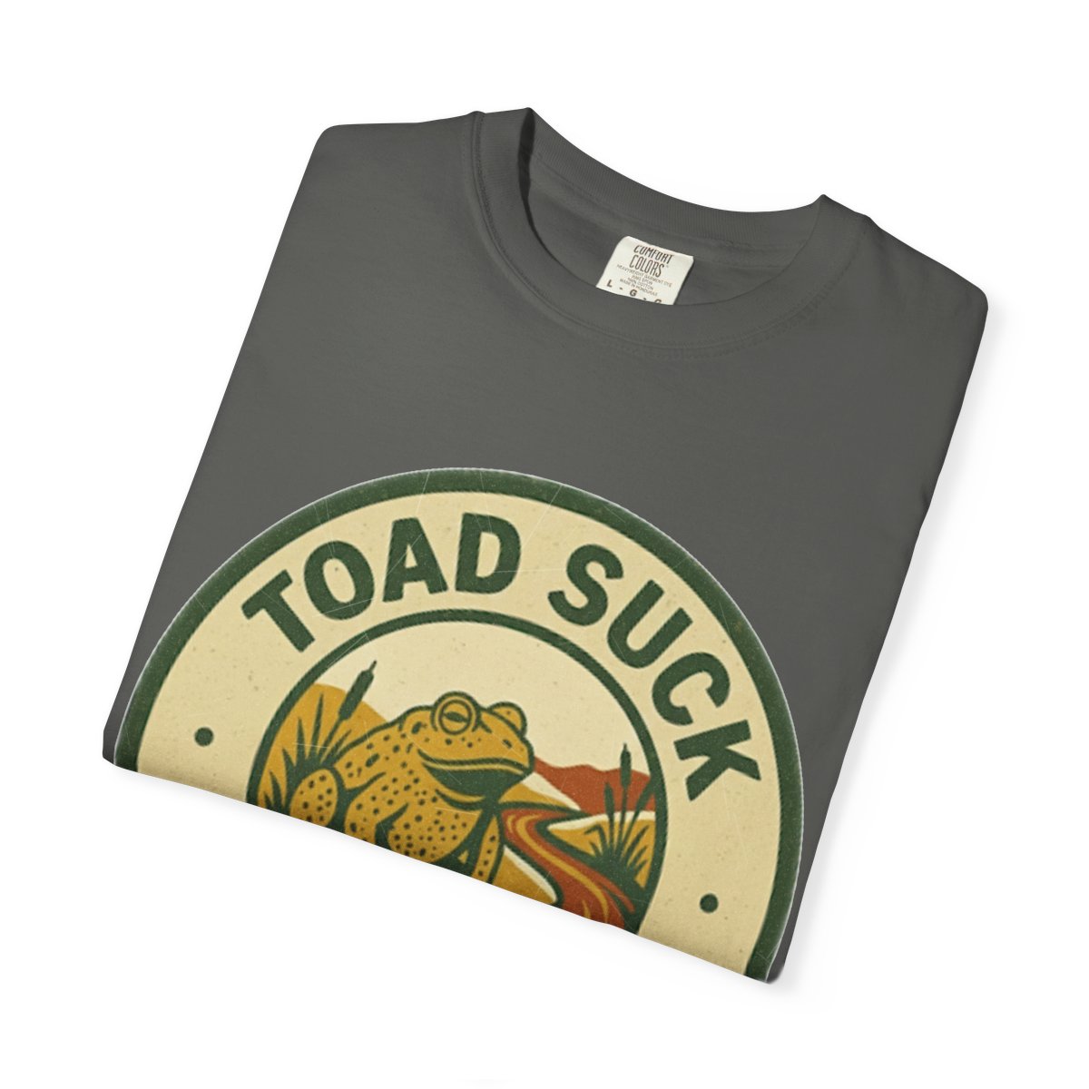 Toad Suck, AR — Riverbank Badge Variant T-shirt – Pepper folded